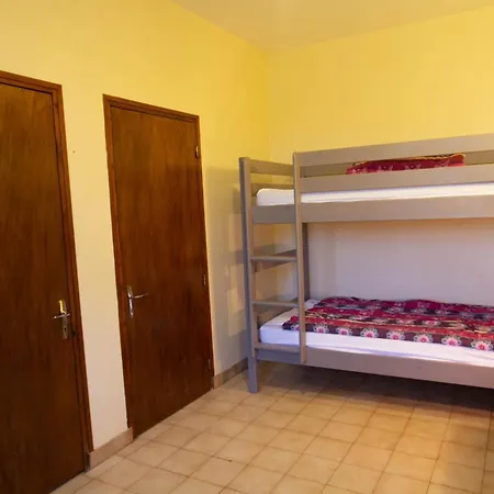 Maison Rurale Pour 6 Pers. Avec Piscine Partagee Et Animaux Accueillis A Capy - Fr-1-616-396 *