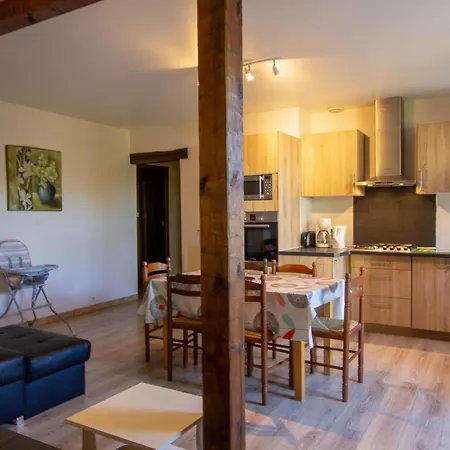 Сasa de vacaciones Maison Rurale Pour 6 Pers. Avec Piscine Partagée Et Animaux Accueillis à Capy - Fr-1-616-396