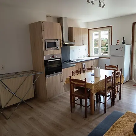 Maison Rurale Pour 6 Pers. Avec Piscine Partagee Et Animaux Accueillis A Capy - Fr-1-616-396 * Naussannes